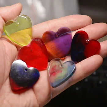 Širdies granulių papuošalai, Karoliai, apyrankės Įvairių spalvų skaidrus akrilo granulių Stiprumas Pakabukas papuošalai padaryti DIY priedai
